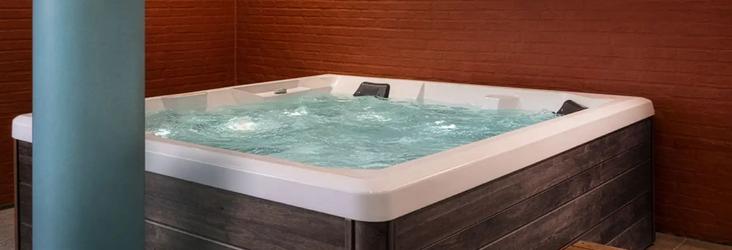 Piscina interna + hidromassagem + sauna Regency Park Hotel Montevideo Piscina interna + hidromassagem + sauna Regency Park Hotel Montevideo